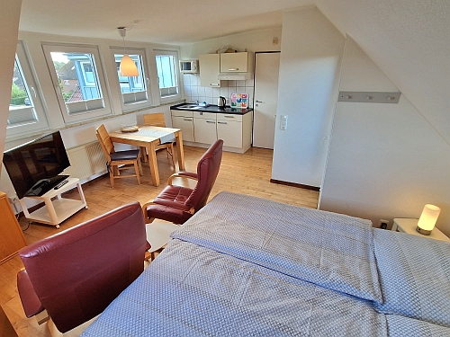 Wohnraum 8